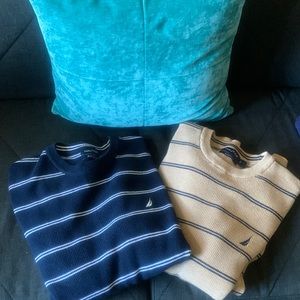 1 large Nautica sweater.
